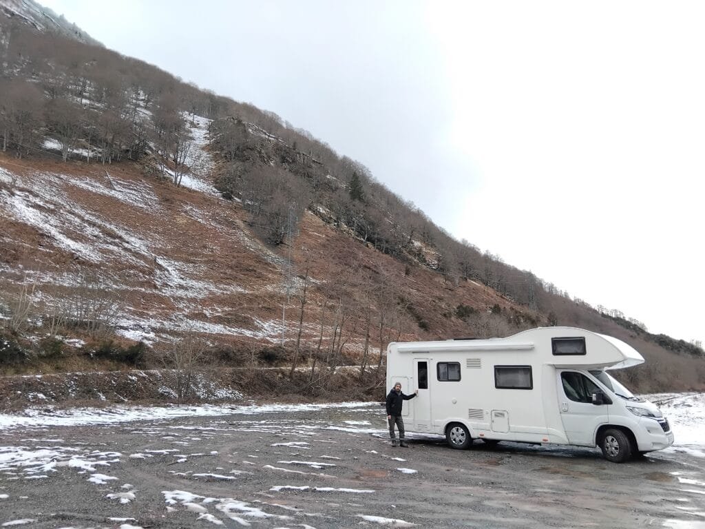 Qui sommes-nous ? Notre camping car, sans qui cette expérience ne serait pas possible