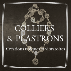 Colliers et plastrons